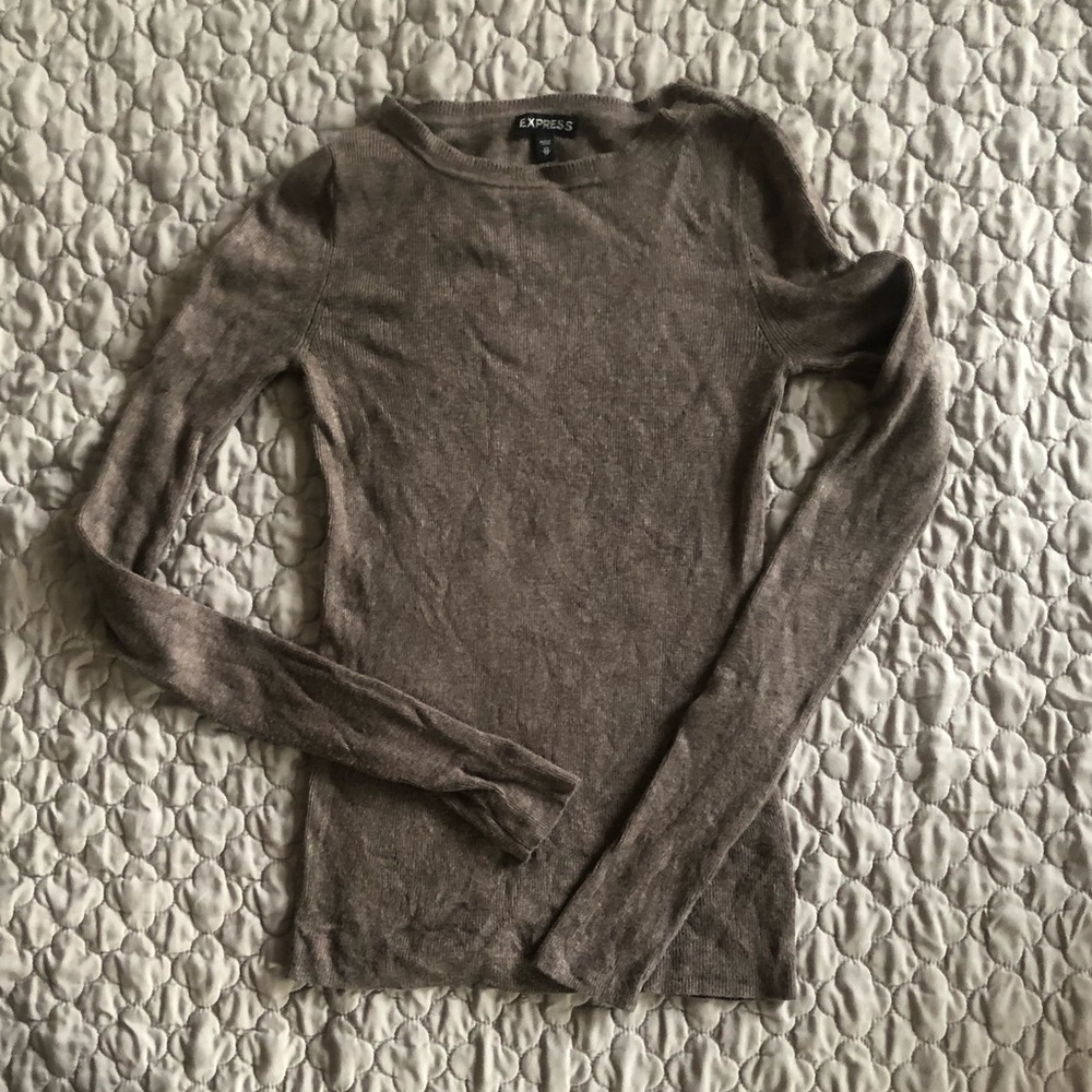 Fitted sweater